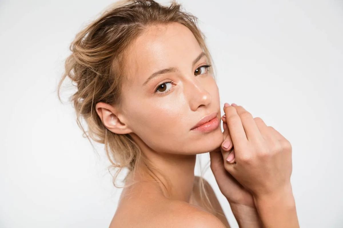 Процедура с пептидами и активными веществами Dermadrop TDA Цюрих alestetics