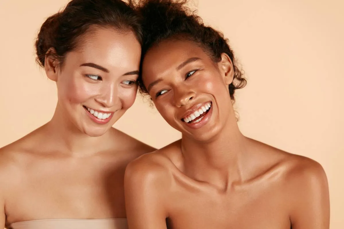 Чистая и сияющая кожа после процедуры HydraFacial в Цюрихе — alestetics